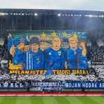 Pelatih Persib Bandung Igor Tolic di pinggir lapangan Stadion Gelora Bandung Lautan Api saat laga kontra PSM Makassar.