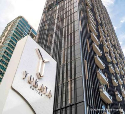 Gedung Bursa Efek Indonesia di Jakarta tempat transaksi saham TRIN berlangsung