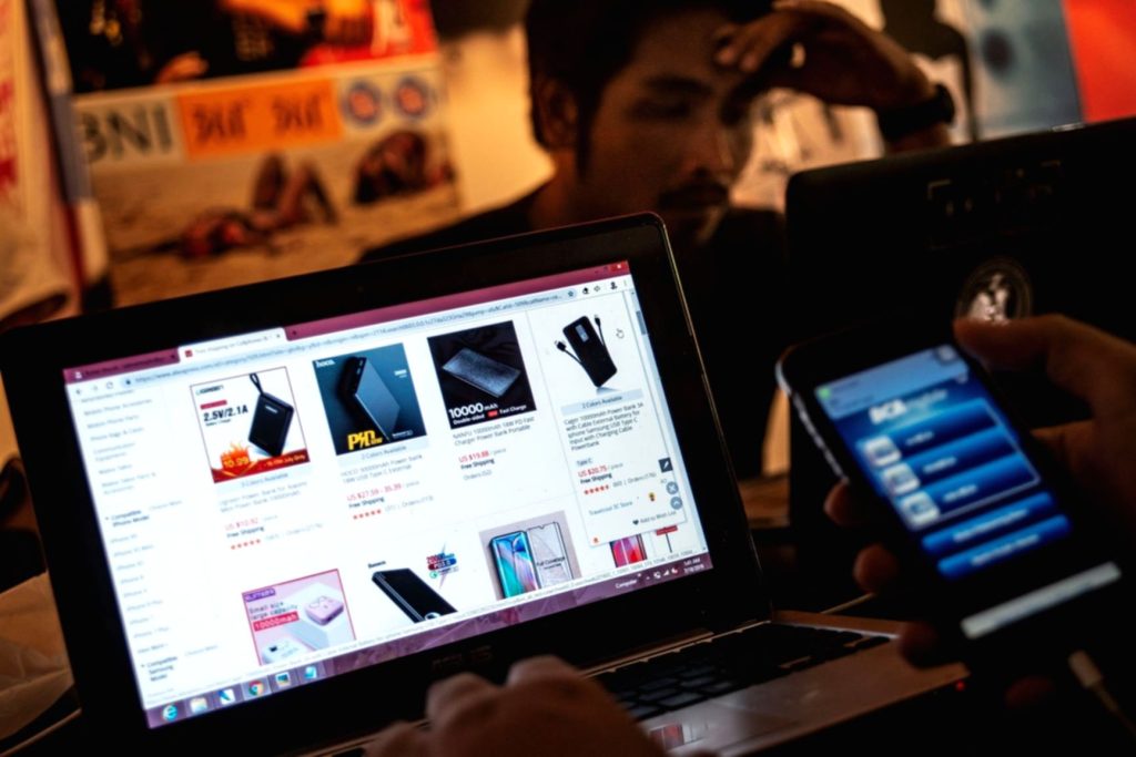 Simulasi perhitungan pajak e-commerce 2026, tarif dan cara hitungnya