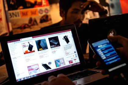Simulasi perhitungan pajak e-commerce 2026, tarif dan cara hitungnya