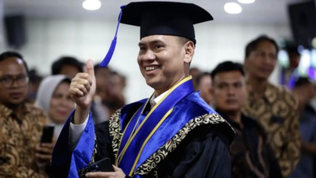 Profil Komjen Dadang Hartanto, Kapolda Metro Jaya yang juga guru besar UMSU