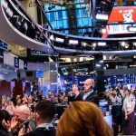 Wall Street cetak rekor, saham cip dan AI jadi motor penguatan